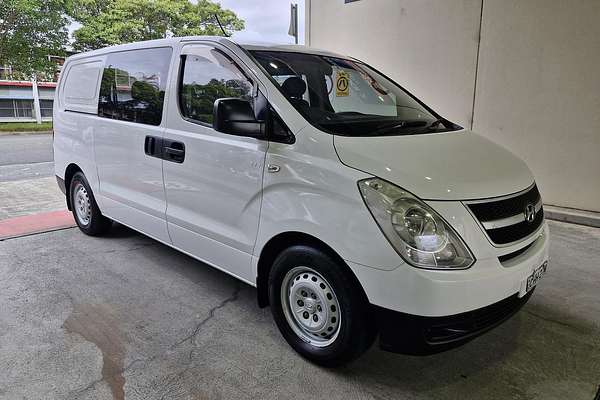 2012 Hyundai iLoad TQ2-V
