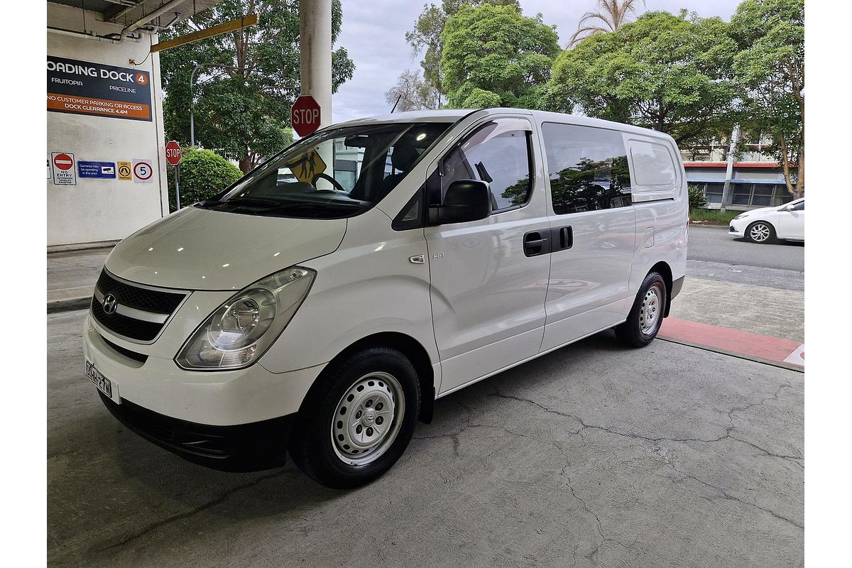2012 Hyundai iLoad TQ2-V