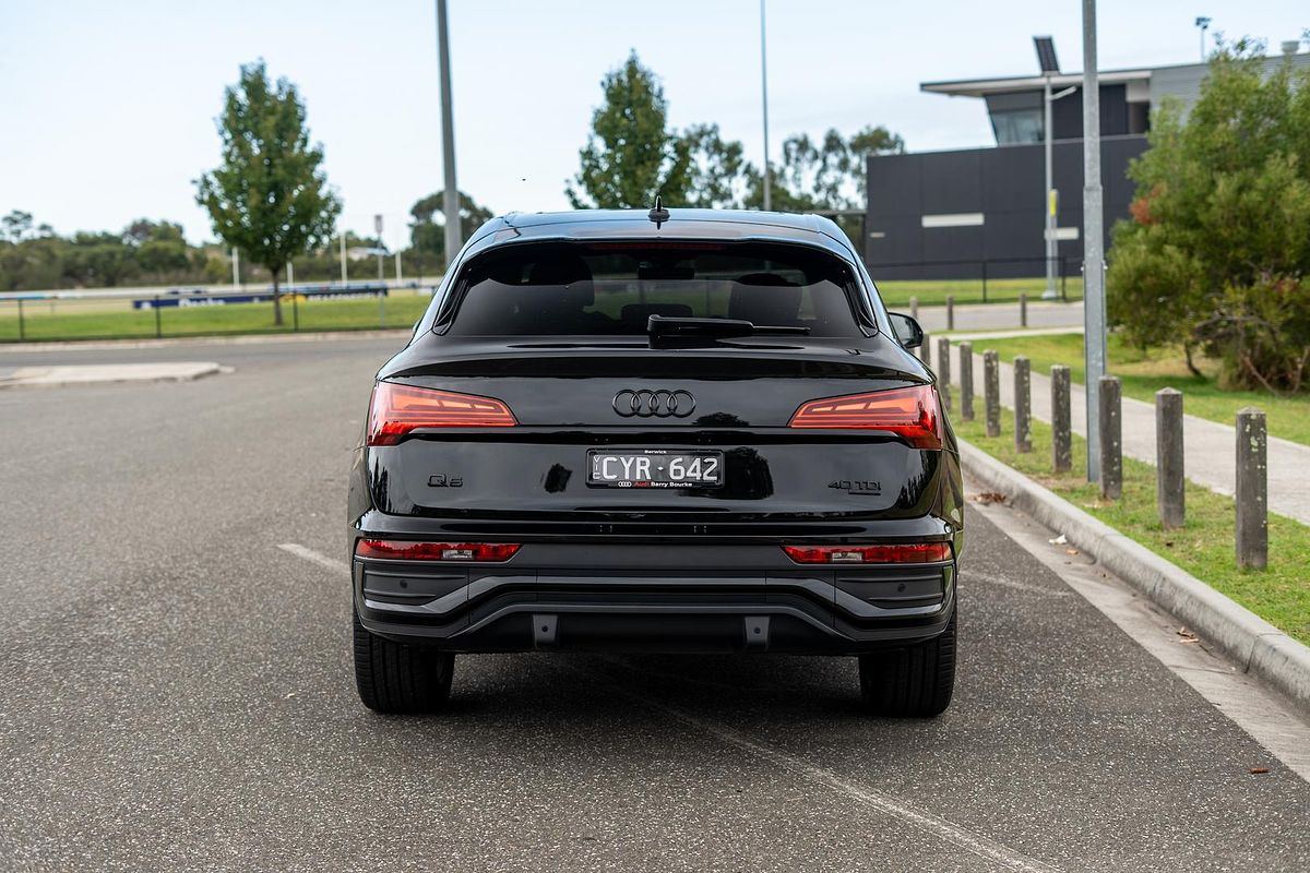 2023 Audi Q5 40 TDI S Line FY