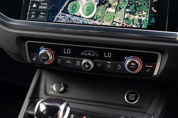 2024 Audi Q3 40 TFSI S line F3