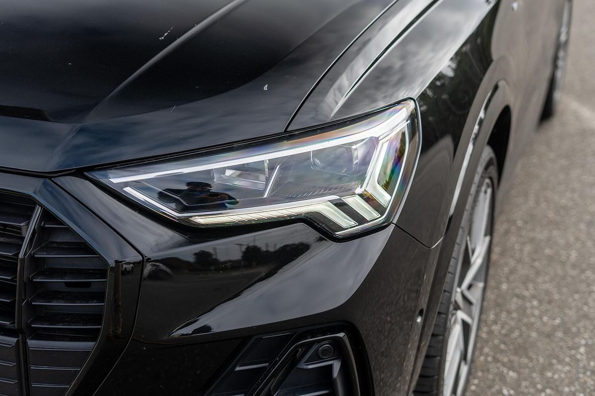 2024 Audi Q3 40 TFSI S line F3