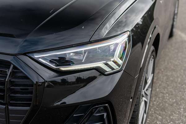 2024 Audi Q3 40 TFSI S line F3