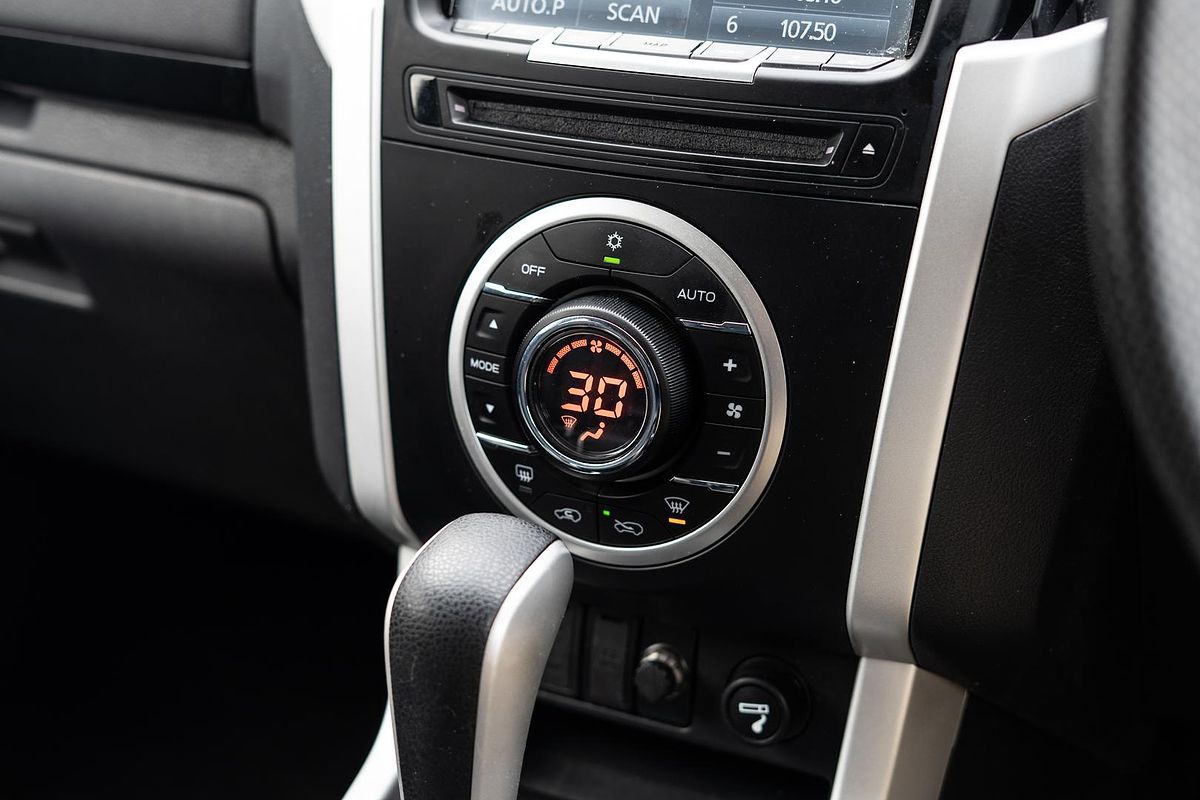 2020 Isuzu MU-X LS-T