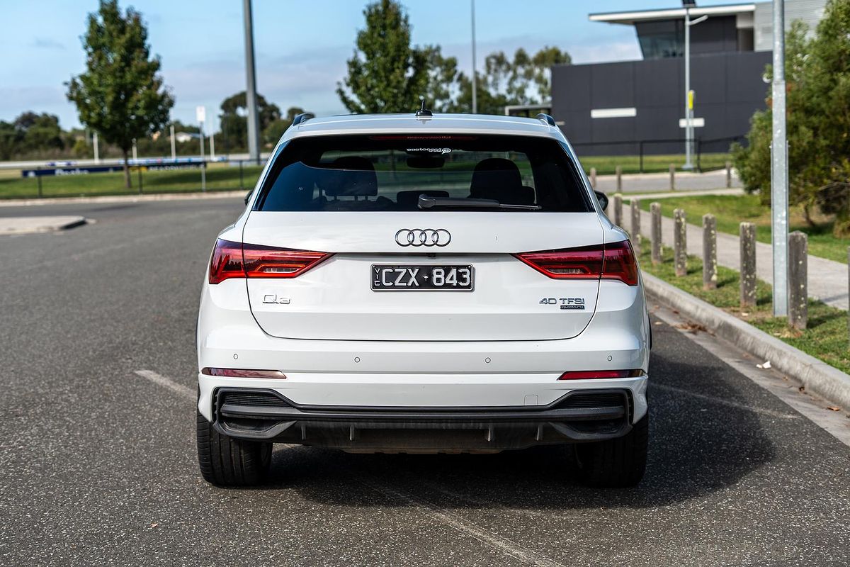 2024 Audi Q3 40 TFSI S line F3