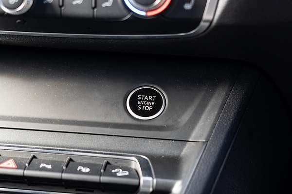 2024 Audi Q3 40 TFSI S line F3