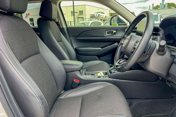 2023 Honda HR-V e:HEV L