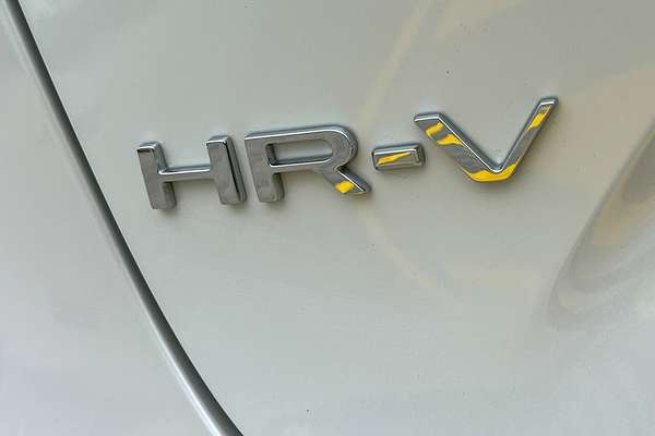 2023 Honda HR-V e:HEV L