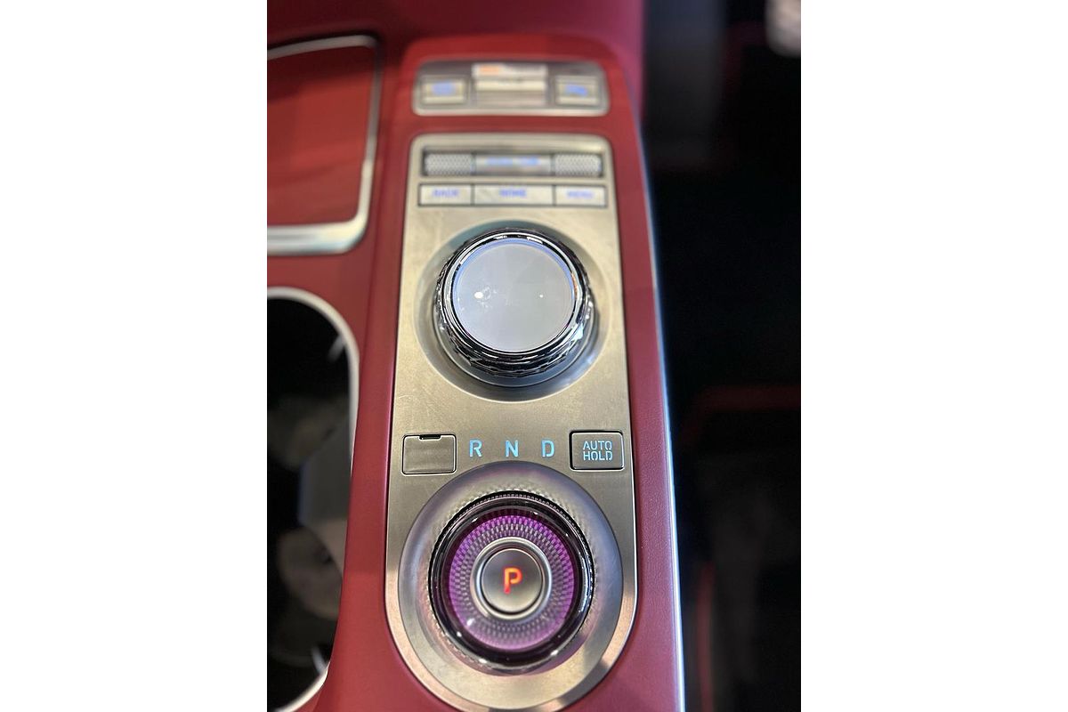 2023 Genesis GV70 2.5T AWD JK.V2