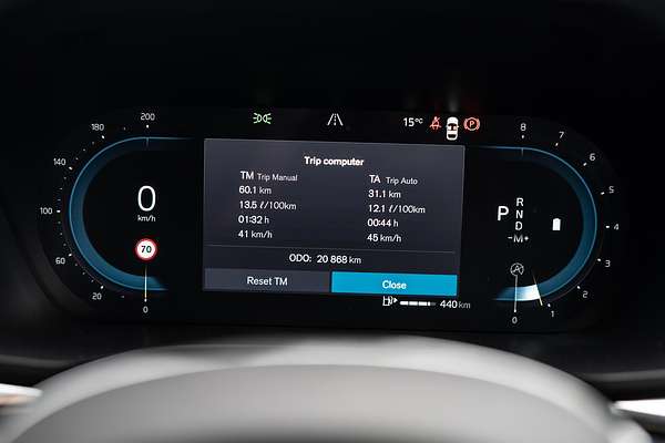 2022 Volvo XC60 Ultimate B6 Dark