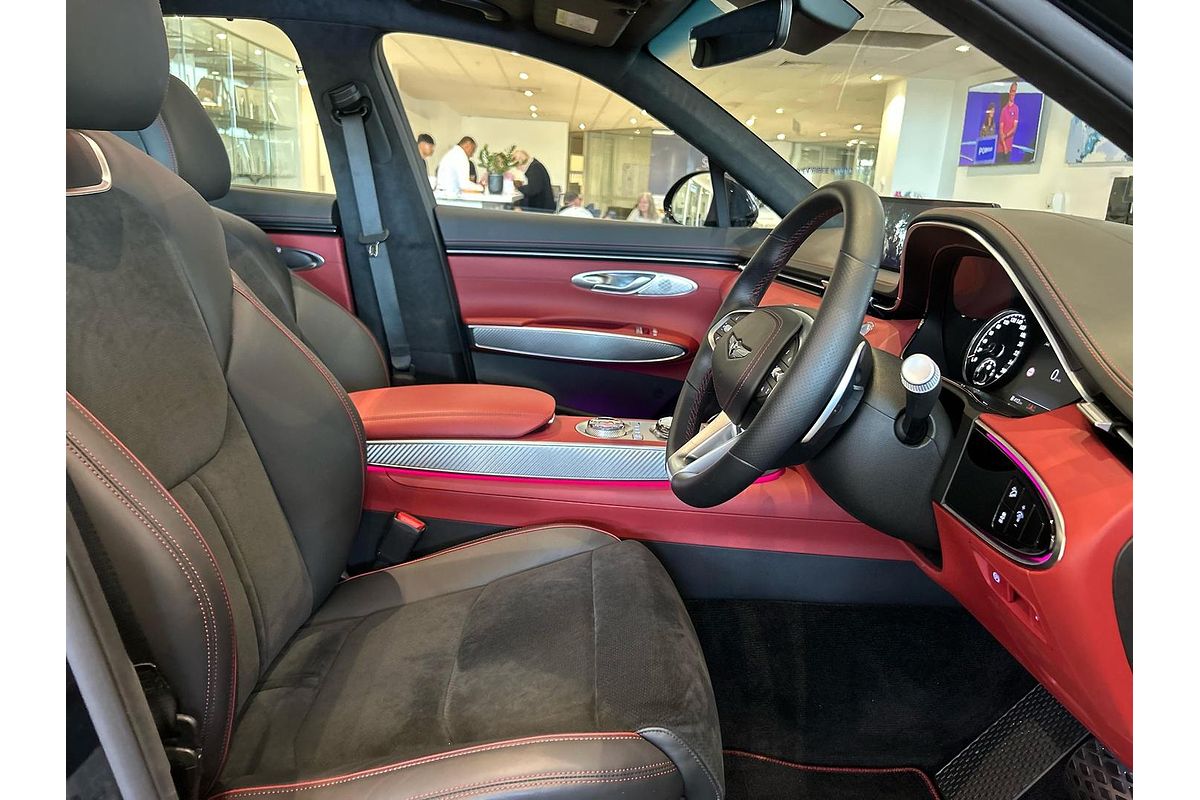 2023 Genesis GV70 2.5T AWD JK.V2