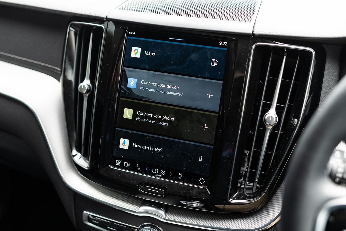 2022 Volvo XC60 Ultimate B6 Dark