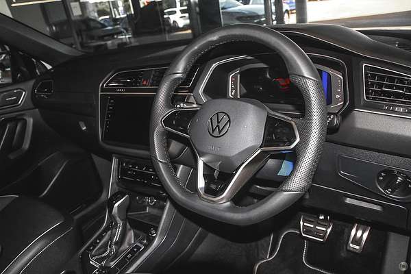 2024 Volkswagen Tiguan Wolfsburg Edition Allspace 5N