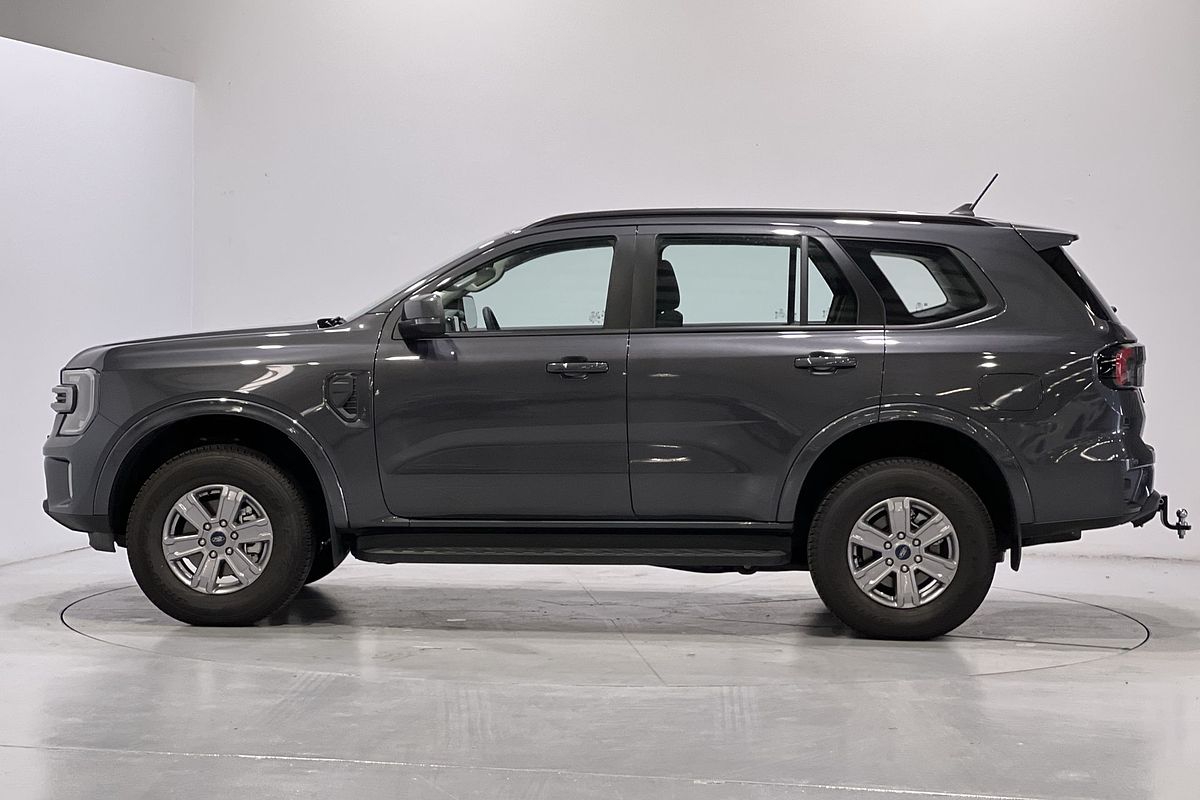 2024 Ford Everest Ambiente