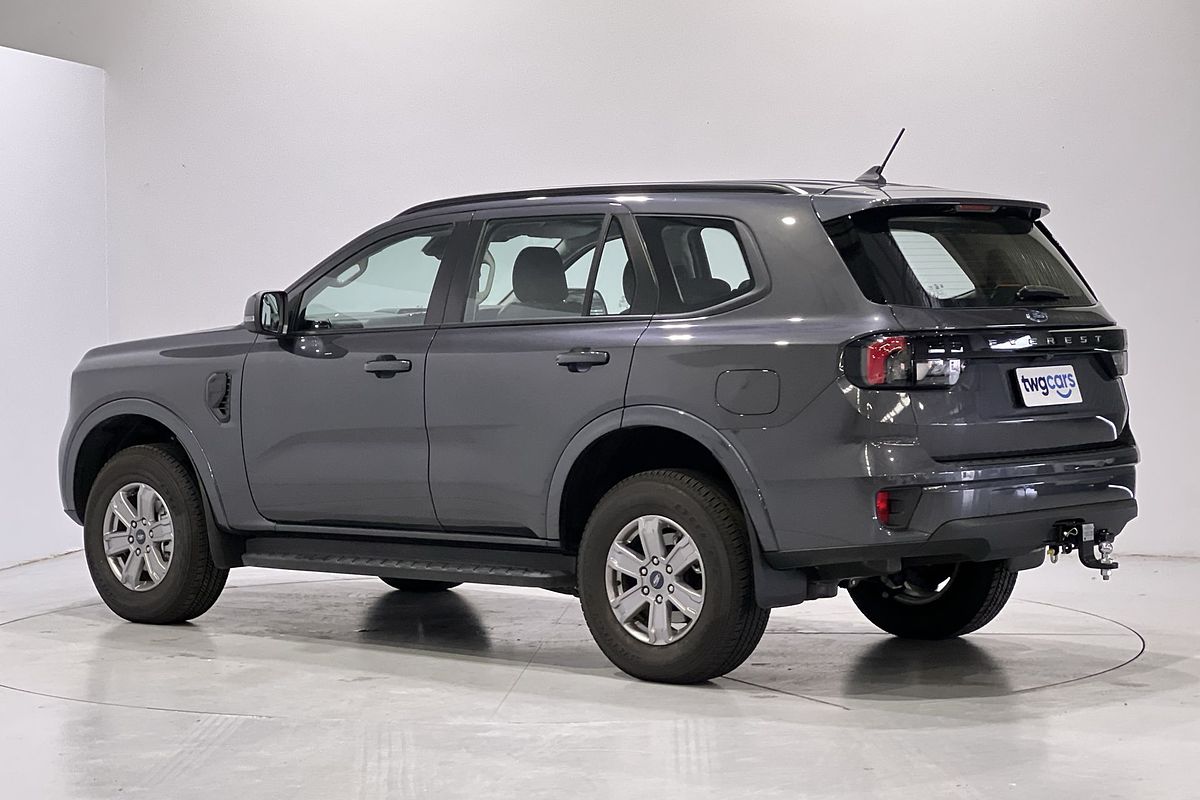 2024 Ford Everest Ambiente
