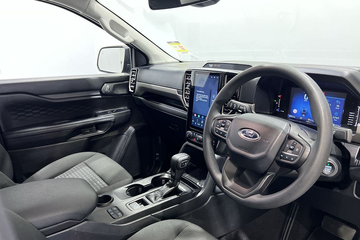 2024 Ford Everest Ambiente
