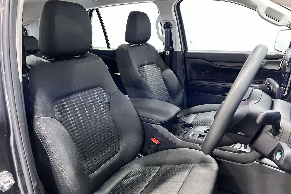 2024 Ford Everest Ambiente