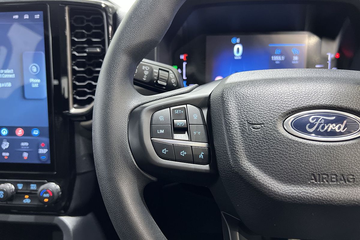 2024 Ford Everest Ambiente