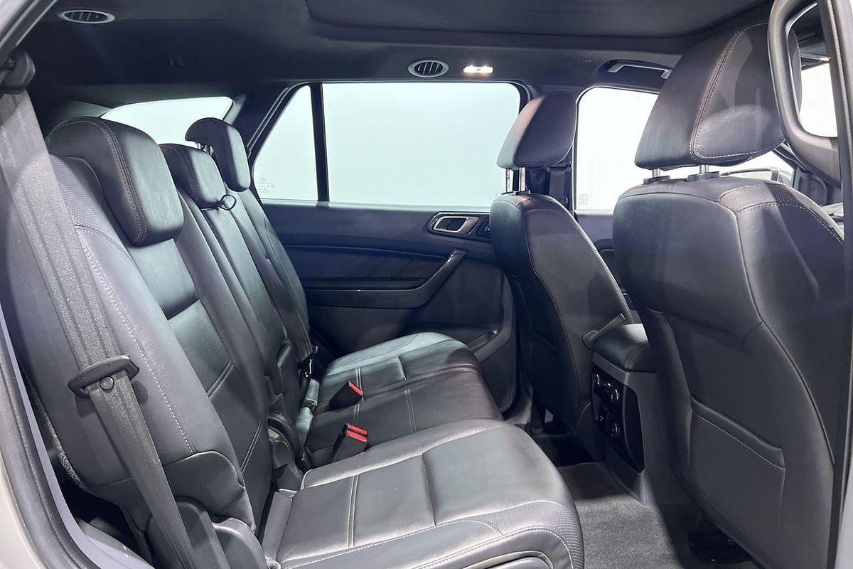 2017 Ford Everest Titanium UA