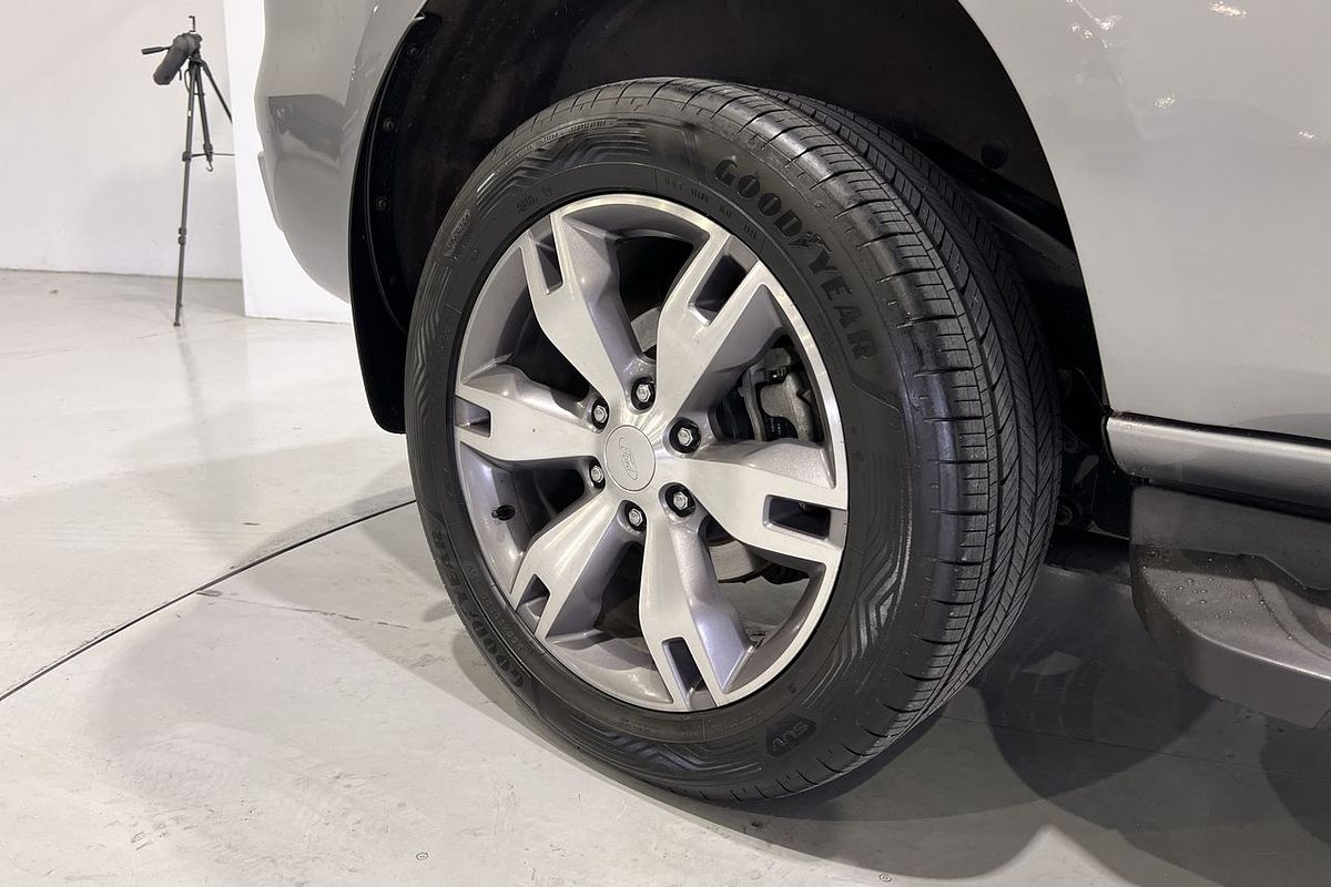 2017 Ford Everest Titanium UA