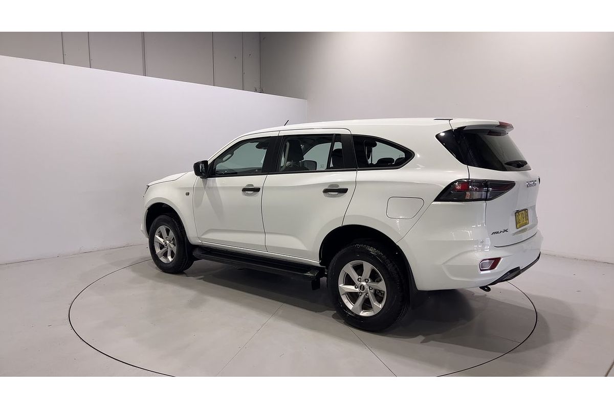 2022 Isuzu MU-X LS-M