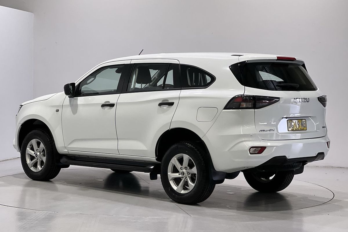 2022 Isuzu MU-X LS-M