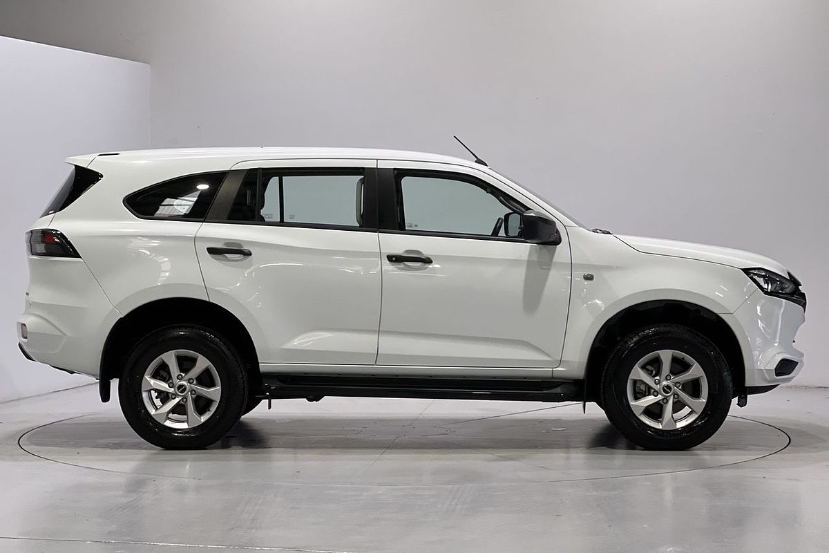 2022 Isuzu MU-X LS-M