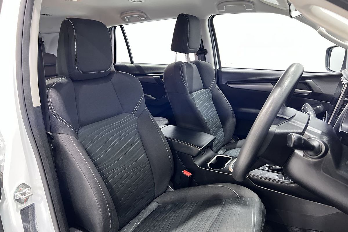 2022 Isuzu MU-X LS-M