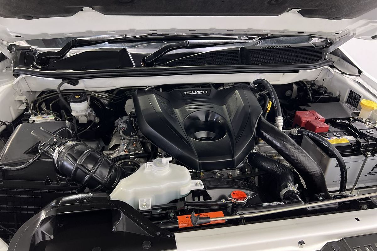 2022 Isuzu MU-X LS-M
