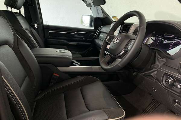 2024 RAM 1500 Laramie DT 4X4 SWB