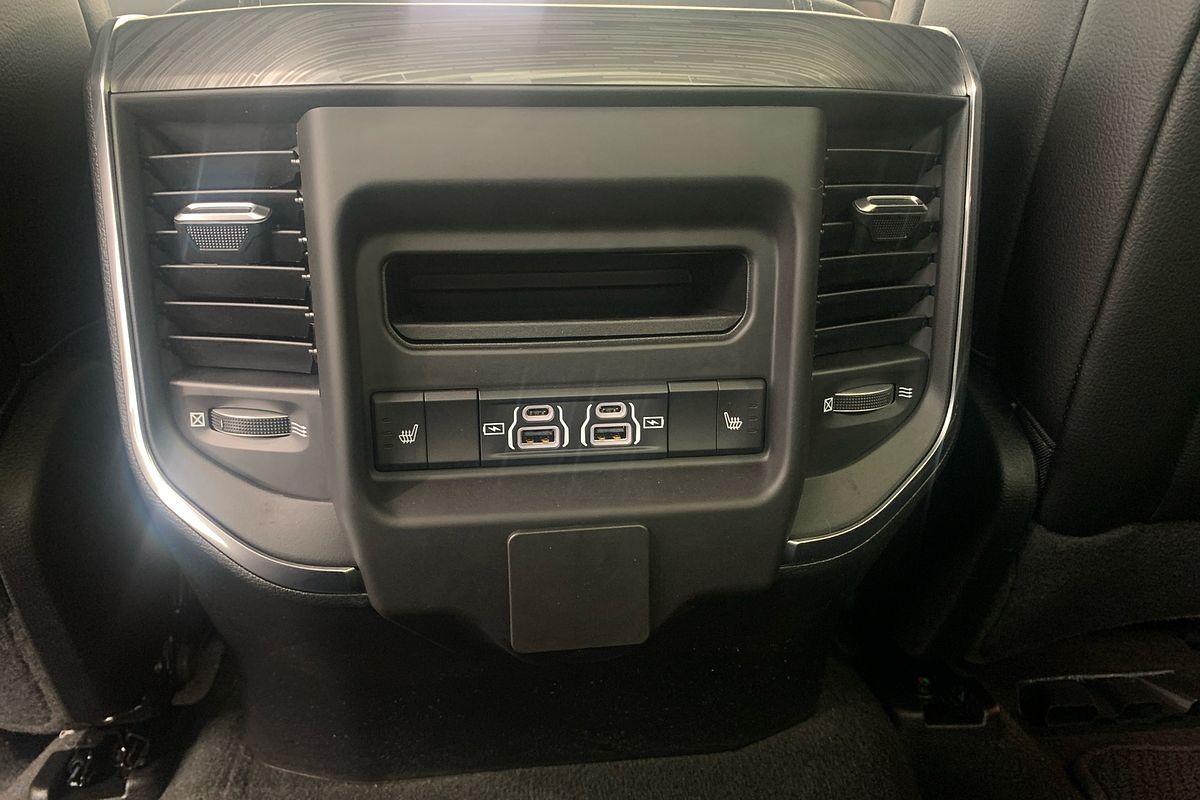 2024 RAM 1500 Laramie DT 4X4 SWB