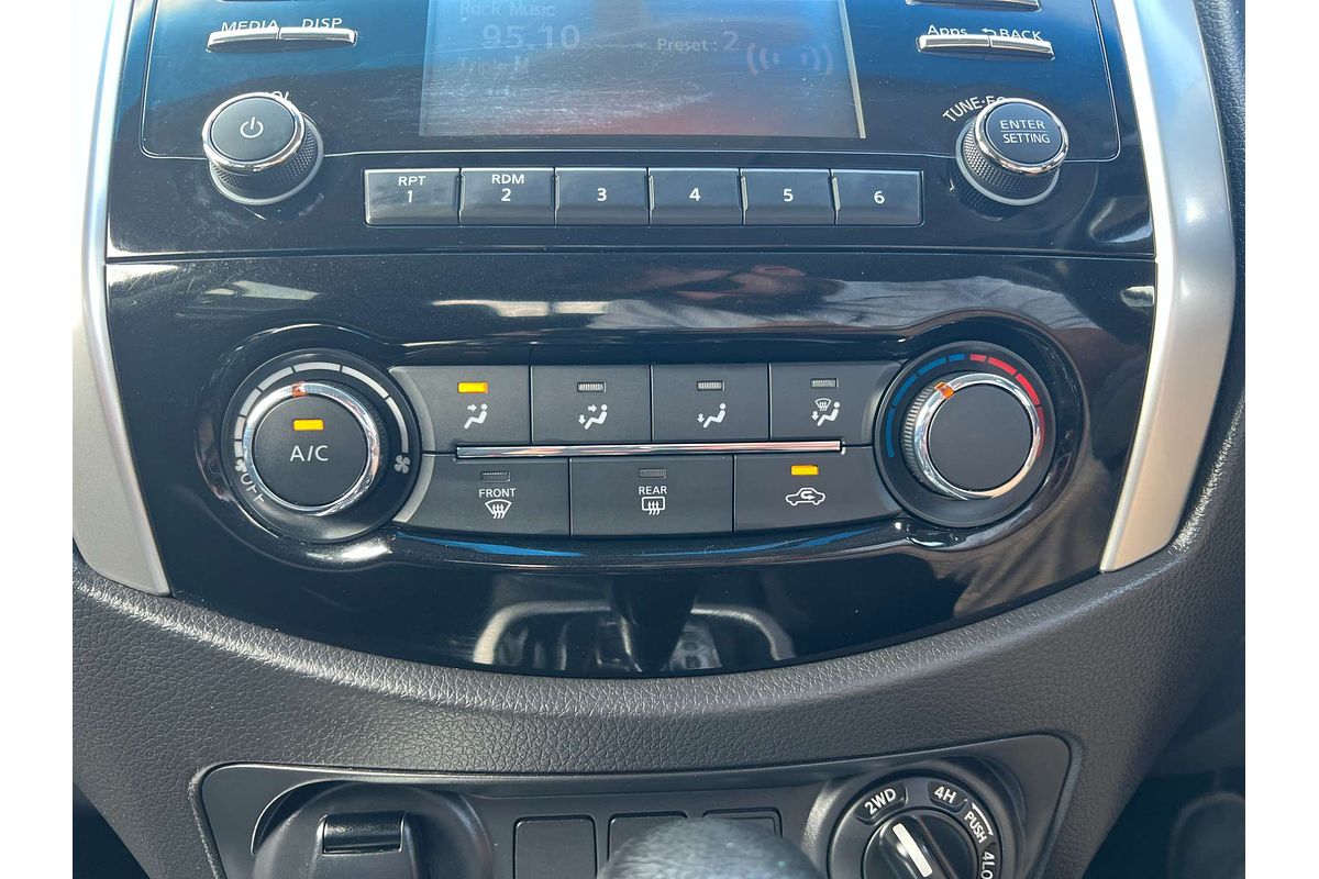 2015 Nissan Navara ST D23 4X4