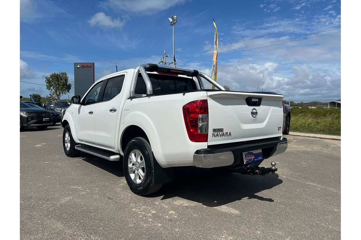 2015 Nissan Navara ST D23 4X4