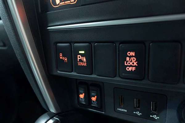 2020 Mitsubishi Triton GLS MR 4X4