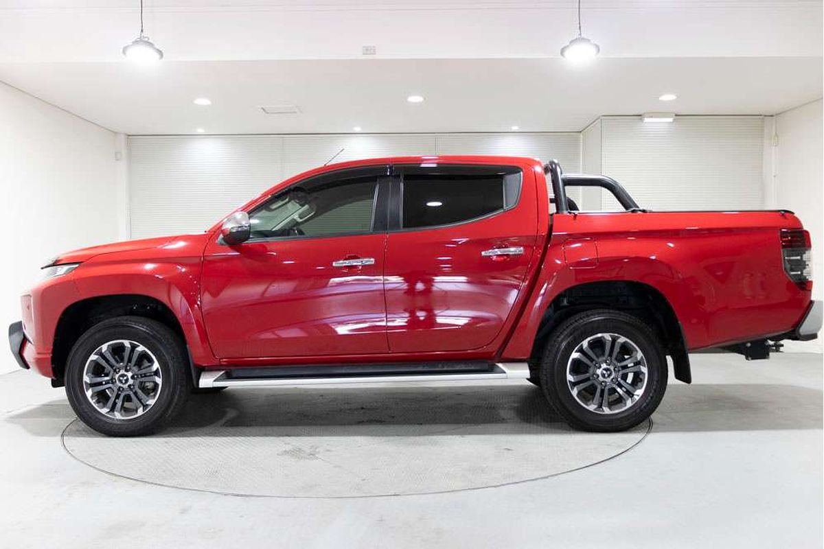 2020 Mitsubishi MR Triton GLS PREM 2.4L D 6A/T 4X4 DC PU