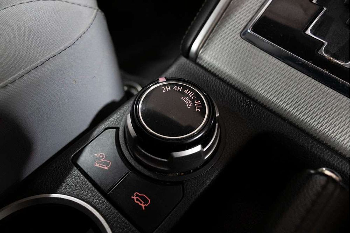 2020 Mitsubishi MR Triton GLS PREM 2.4L D 6A/T 4X4 DC PU