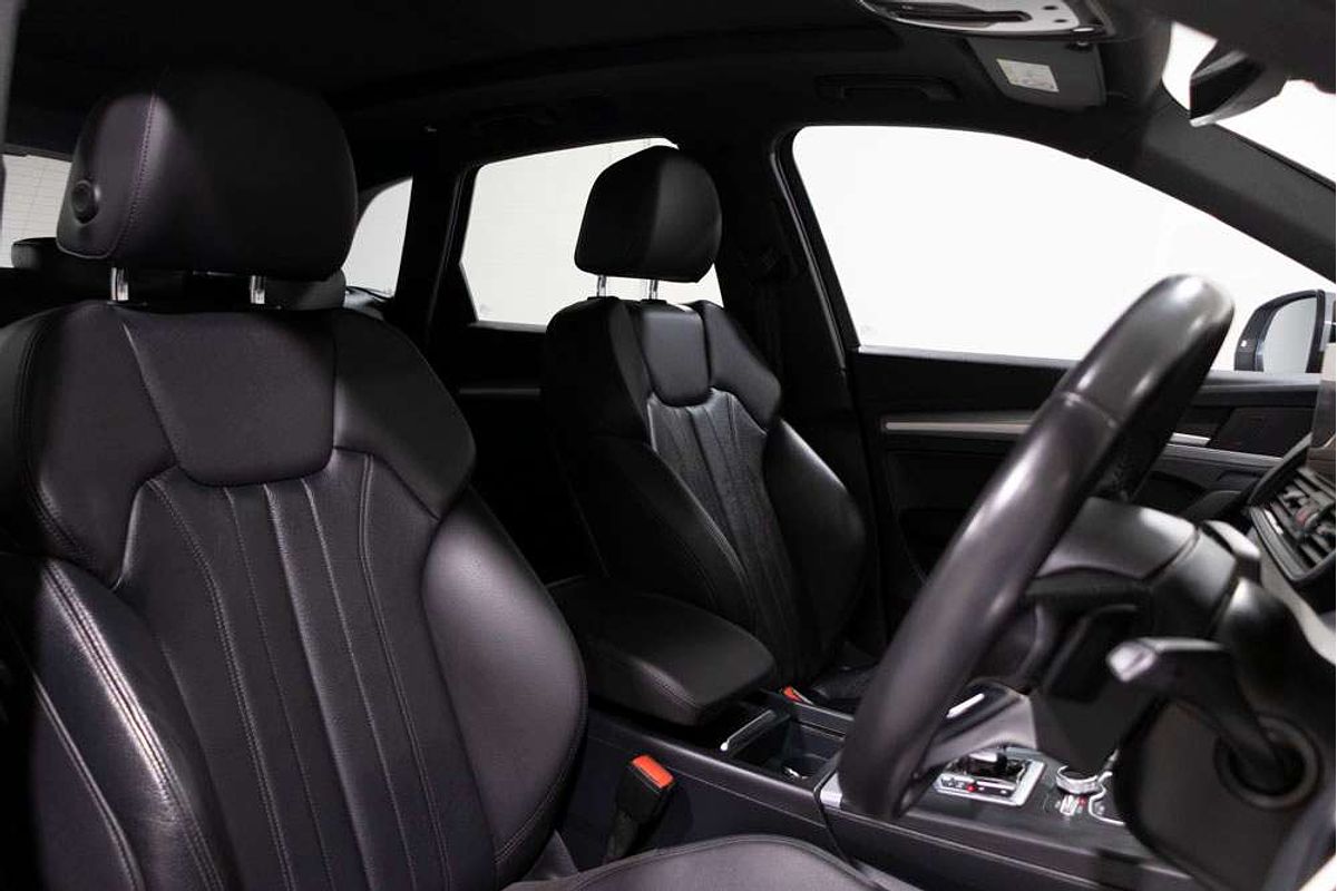 2019 Audi Q5 40 TDI design FY