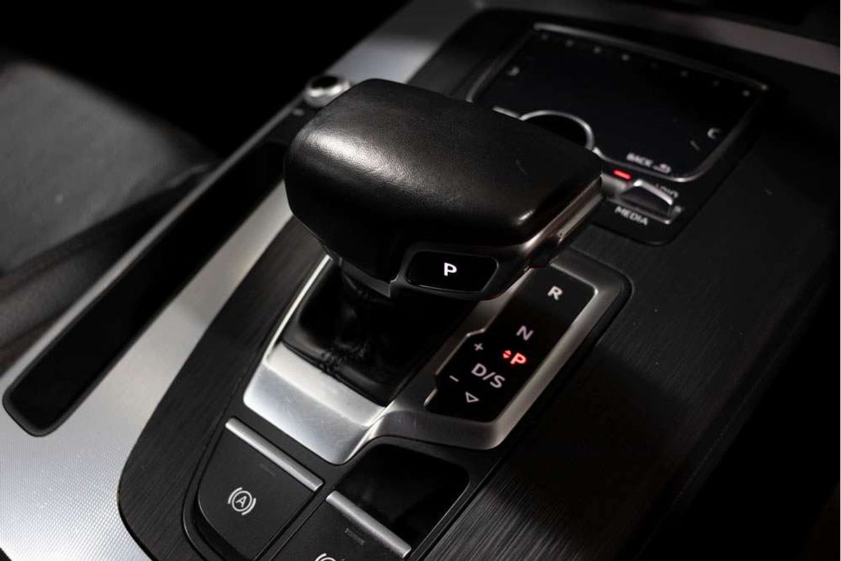 2019 Audi Q5 40 TDI design FY