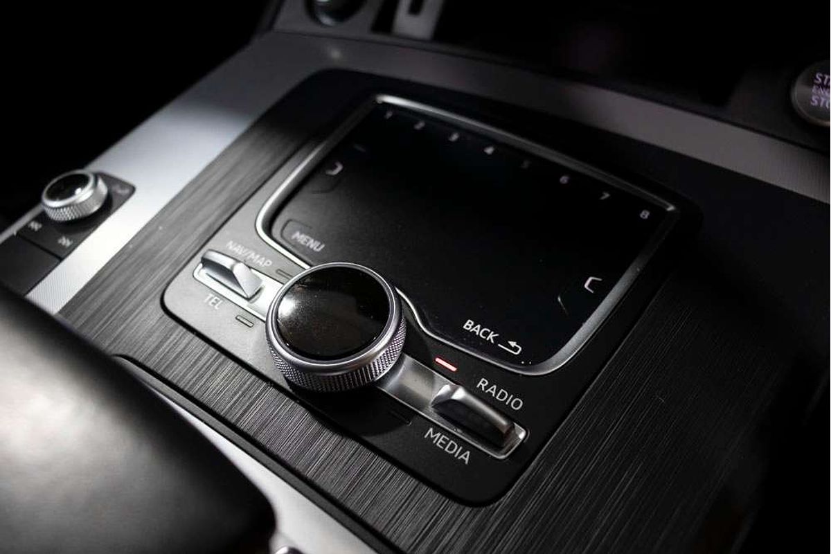 2019 Audi Q5 40 TDI design FY