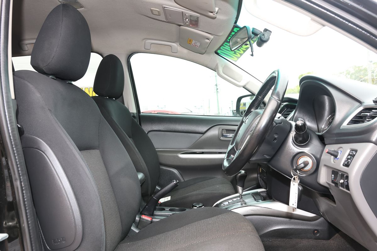2017 Mitsubishi Triton GLS MQ 4X4