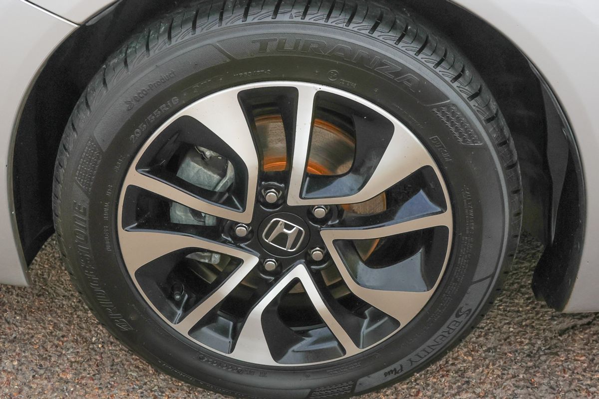 2014 Honda Civic VTi-S 9th Gen Ser II