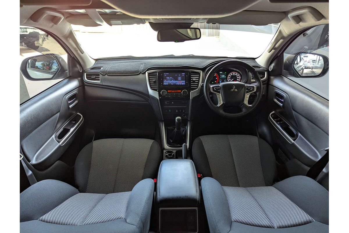 2021 Mitsubishi Triton GLS MR 4X4