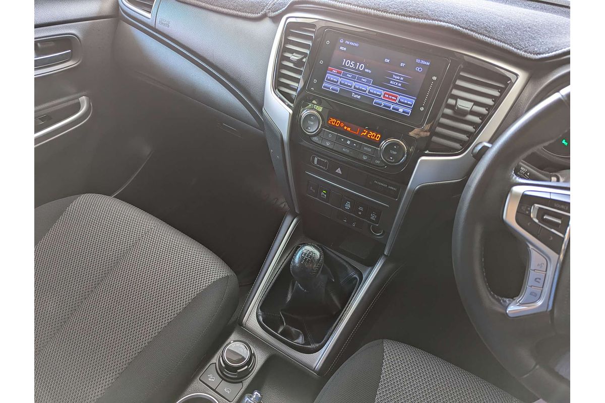 2021 Mitsubishi Triton GLS MR 4X4