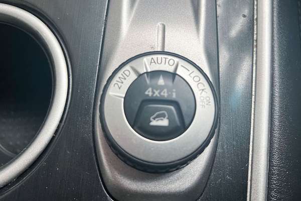2018 Nissan Pathfinder ST R52 Series II