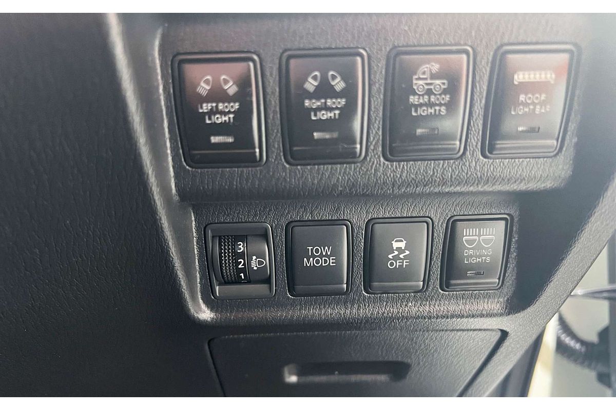 2018 Nissan Pathfinder ST R52 Series II