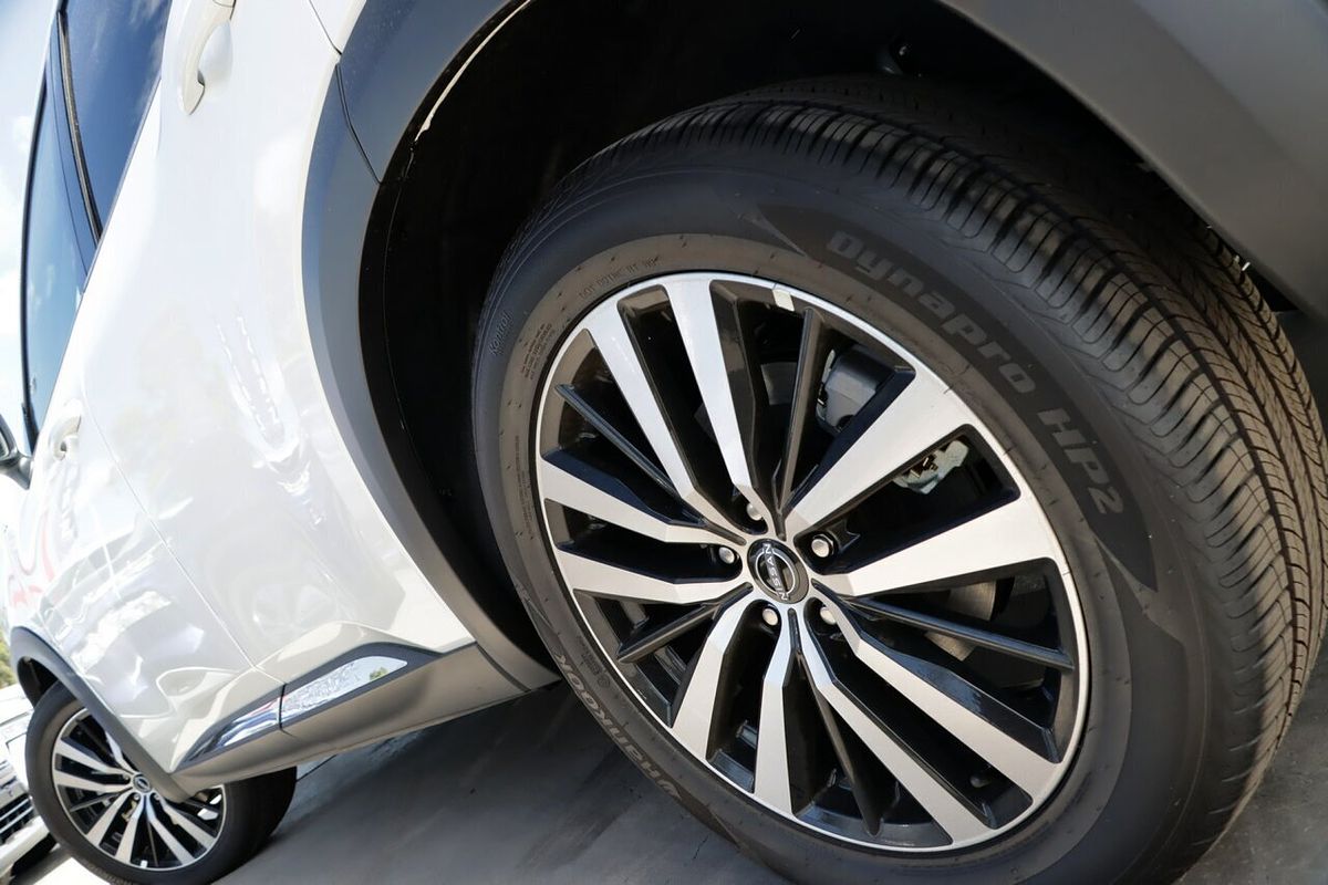 2023 Nissan Pathfinder Ti-L R53
