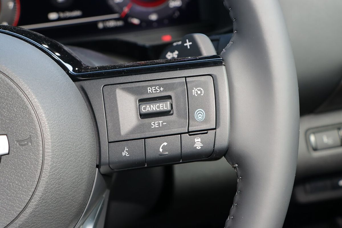 2023 Nissan Pathfinder Ti-L R53