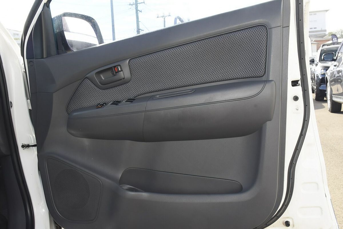 2013 Toyota Hilux SR KUN16R Rear Wheel Drive