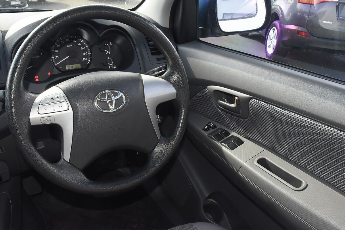 2013 Toyota Hilux SR KUN16R Rear Wheel Drive