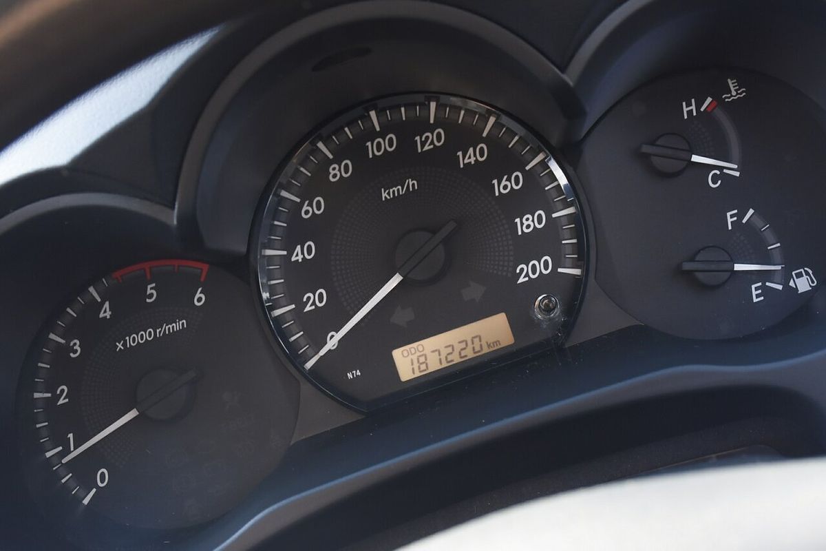 2013 Toyota Hilux SR KUN16R Rear Wheel Drive