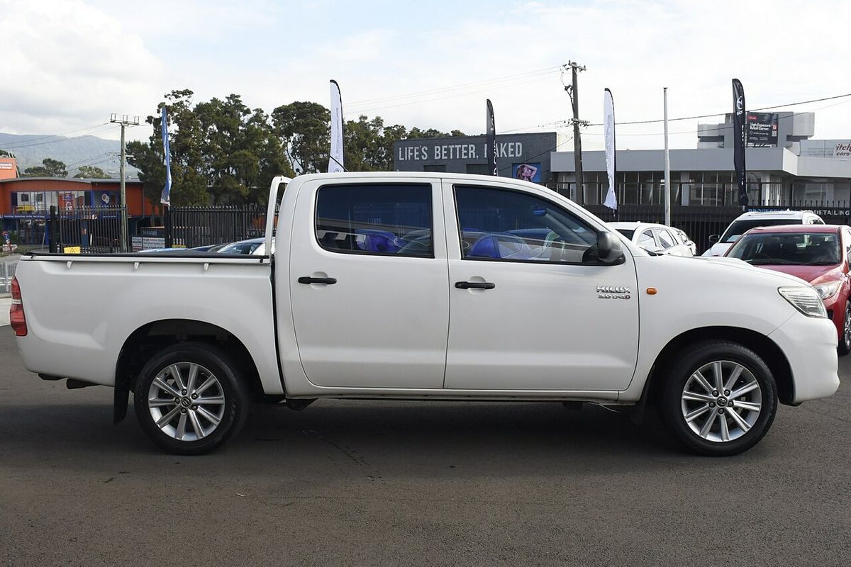 2013 Toyota Hilux SR KUN16R Rear Wheel Drive